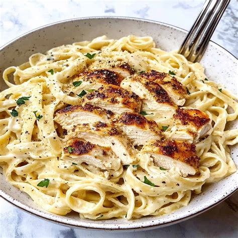 Creamy Chicken Alfredo Recipe