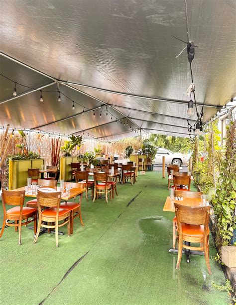 I Tried the Top Breakfast Spots in Waikiki — Here’s Where You Actually ...