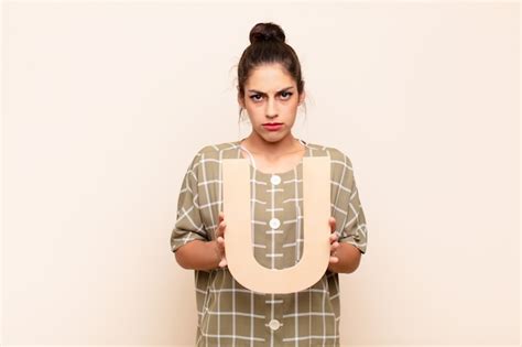 Unhappy Letter U 的图像结果