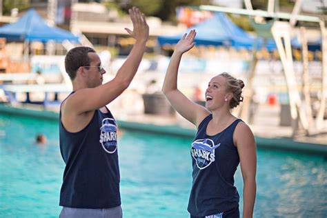 Cheer Team Swim 的图像结果