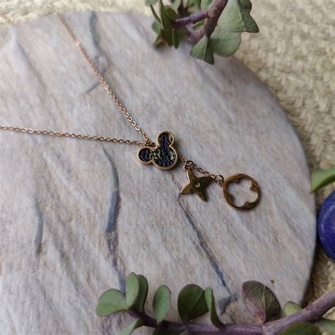 Mickey ~ Dainty Clover Chain – Anokhi India