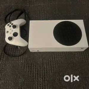 XBOX Series S 512GB Console With Two Controller And Rechargable Batter ...
