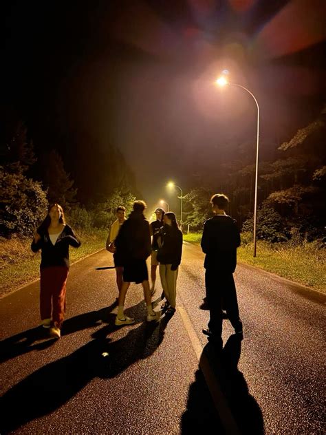 Late night walks with friends | Foto, Idee, Amici