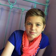 Hairstyles For A 14 Yr by Bullied For Haircut Popsugar Family Hairstyles For A 14 Yr