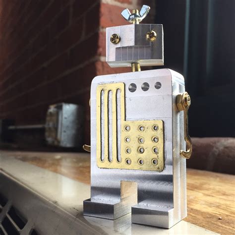 Toy Machine Robot 的图像结果