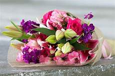 mandare dei fiori a distanza fiori regalare fiori mandare dei fiori a distanza fiori regalare fiori