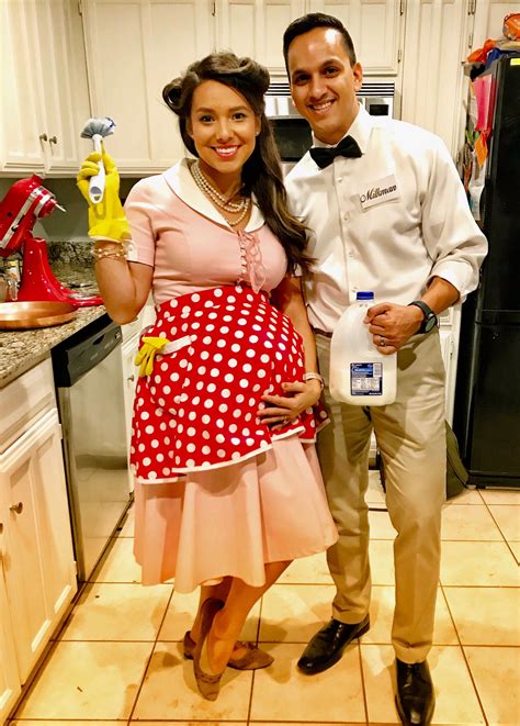 Pin by Jacqueline Hahn on Halloween Baby Shower | Pregnant halloween ...