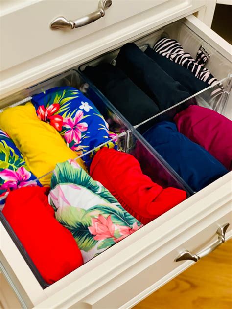 Walk-In Closet Organizing 的图像结果