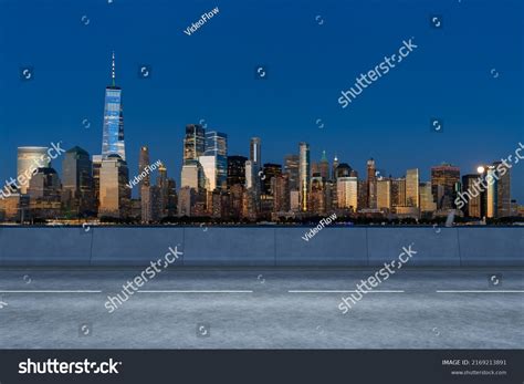 City Building Side View 的图像结果