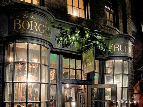 The Harry Potter Details Even the Experts Miss at Universal Orlando ...