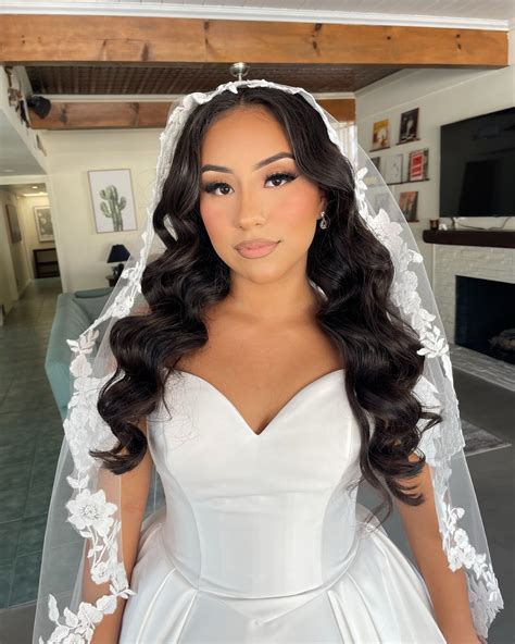 Los Angeles Makeup Artist + Hairstylist | Vanessa Romo | ay mama 🫦 + hair by me too - DM TO BOOK ...