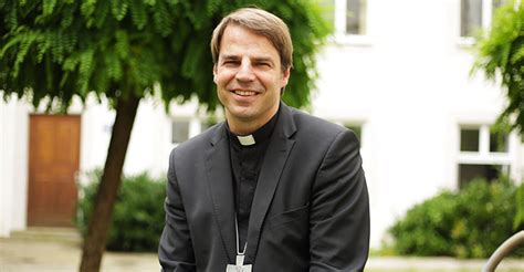 Gottes Liebe führt zum Kreuz | radio horeb Leben mit Gott ...