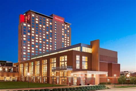 SHERATON OVERLAND PARK HOTEL AT THE CONVENTION CENTER (Kansas) - Hotel ...