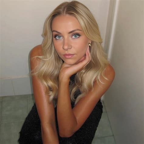 Sophia Sweet - Fanvue