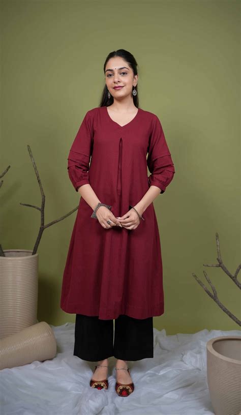 Maroon Cotton Flax V-Neck Kurta For Women's – Vari