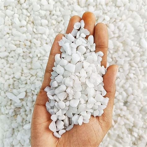 BKD - Natural Gravel (White Marble, 10Kg) (7mm - 13mm) Decorative ...