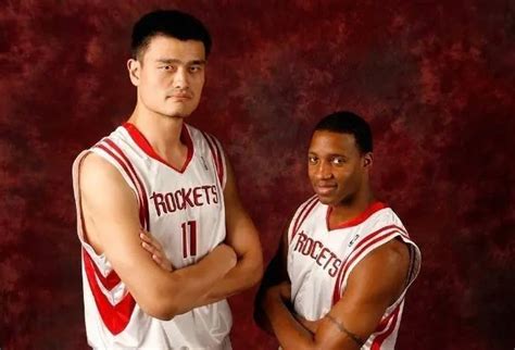 中国篮球史上十大球星盘点，有你一直喜爱的球员吗？_中国队