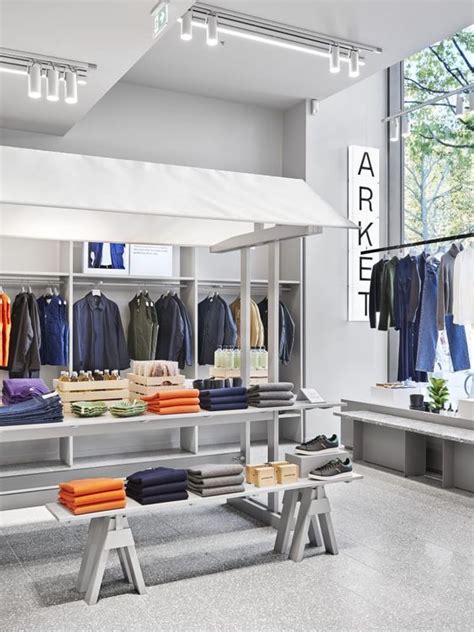 Small Store Interiro 的图像结果