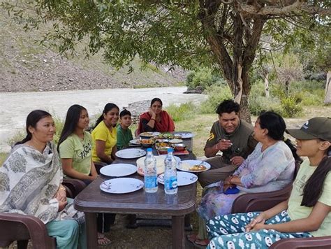 GAZEBO RIVERSIDE CAMPS & RESTAURANT (Jispa, Himachal Pradesh ...