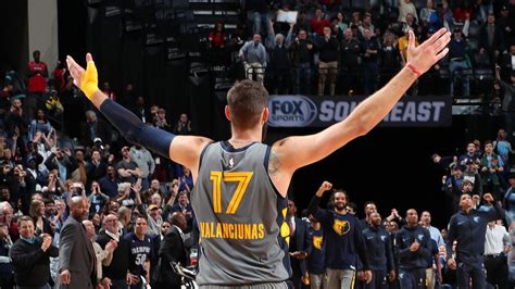 Grizzlies re-sign Jonas Valanciunas to multi-year contract | NBA.com