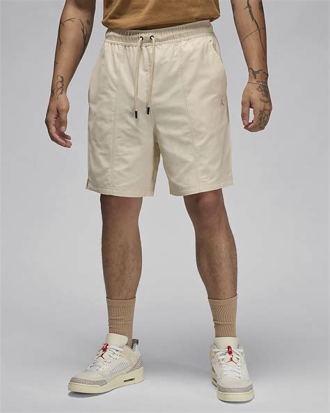 Jordan Essentials Men's Woven Shorts. Nike IN