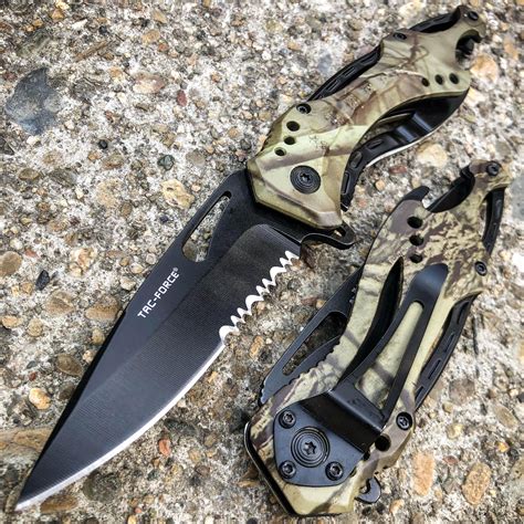 Spring Loaded Army Knives