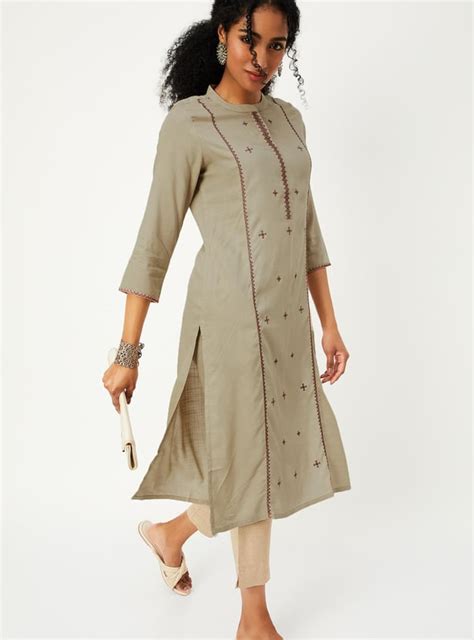 Buy Women Embroidered Kurta with Pocket Online at just Rs. 699.0 ...