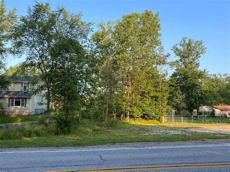 North Royalton rejects plan for five-home subdivision proposed by Texas ...