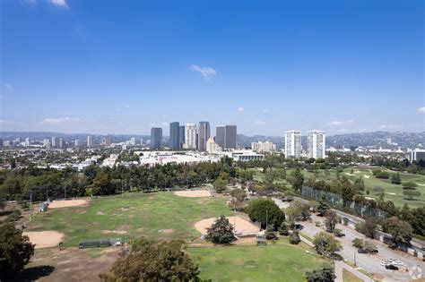 About Palms | Schools, Demographics, Things to Do - Homes.com