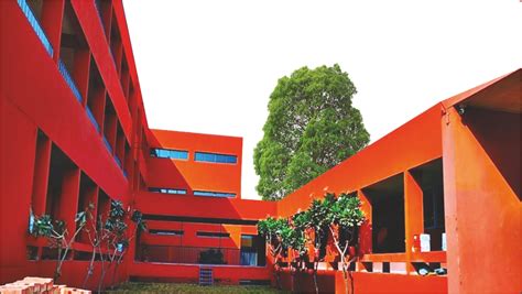 GYANMANJARI CAREER INSTITUTE