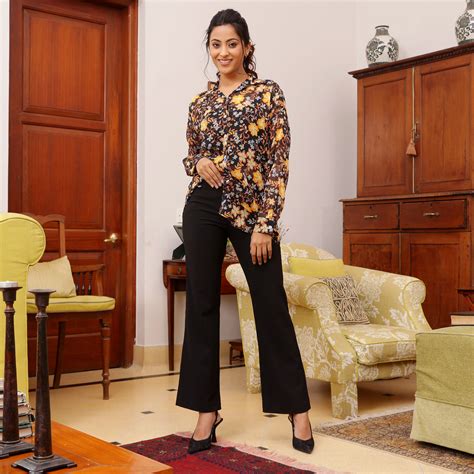 Buru Sera Floral Shirt – Kameez.co