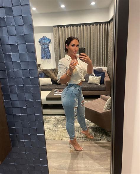 TW Pornstars - 2 pic. Vanessa Blake 🇮🇹. Twitter. I date like I drink, strait n to the point. 1: ...