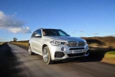 volvo xc90 t8 vs bmw x5 xdrive40e hybrid suv battle bmw x5 vs porsche cayenne vs volvo xc90 volvo xc90 t8 vs bmw x5 xdrive40e hybrid suv battle bmw x5 vs porsche cayenne vs volvo xc90