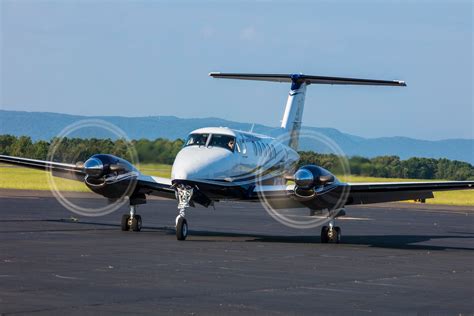 The First King Air: A Guide To The Beechcraft King Air 90