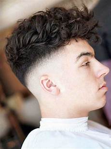 Curly Hairstyles Mens by The 45 Best Curly Hairstyles For Improb Curly Hairstyles Mens