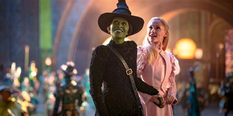 10 Best Wicked Scenes That Highlight Glinda & Elphaba's Powerful Friendship