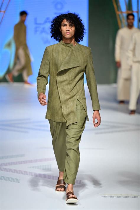 Antar Agni at Lakmé Fashion Week summer/resort 2019 | Vogue India