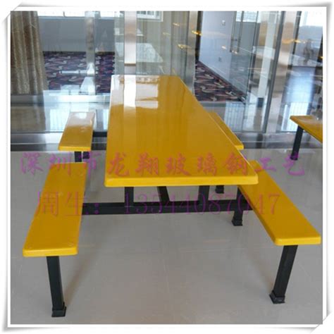 玻璃钢餐桌椅厂家 食堂餐厅餐桌椅 四人位员工连体工厂学校餐桌-阿里巴巴