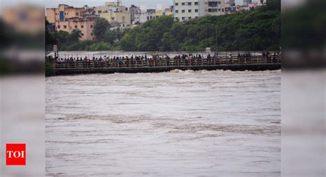 Pune rains: Schools and colleges in Pune shut today as rivers rise ...