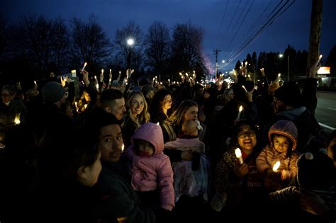 Legacy Mount Hood Medical Center protest - oregonlive.com