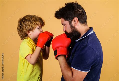 Boy Boxing 的图像结果