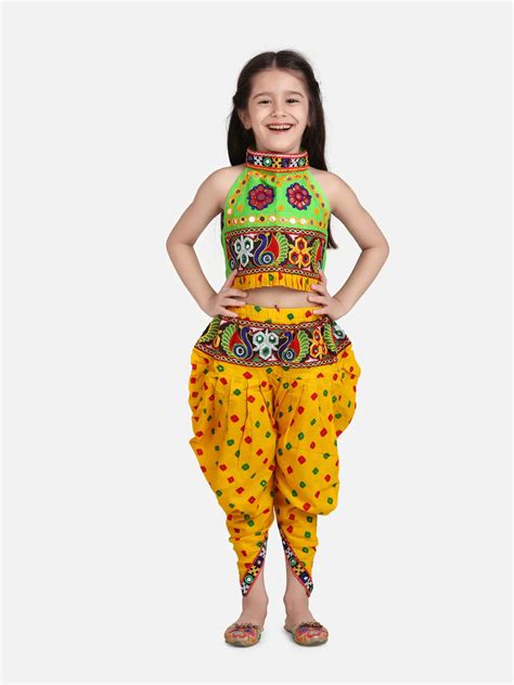 BownBee Kids Girls Navratri Dandiya Garba Halter Neck Choli With Dhoti