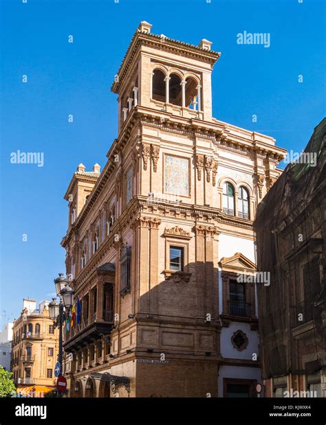Spanish renaissance revival architecture hi-res stock photography and ...