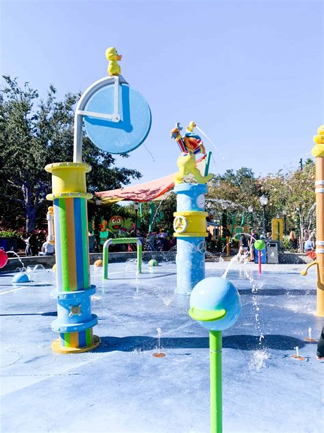 Orlando 2021 & Our Daughter's 11th Birthday at Seaworld - At Home With Zan