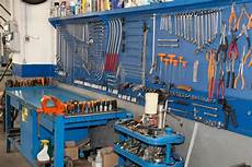 cerco lavoro come carrozziere carrozzeria lissone mb nm cars cerco lavoro come carrozziere carrozzeria lissone mb nm cars