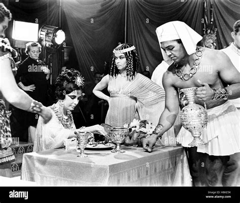 CLEOPATRA, from left, center, Elizabeth Taylor, Isabel Cooley, on-set ...