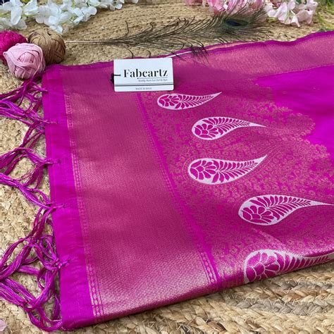 Beautiful Jacquard Woven Design Dupatta for women | Only Dupatta Saroj ...