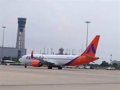 Rakesh Jhunjhunwala-backed Akasa Air’s first Boeing 737 MAX lands in ...