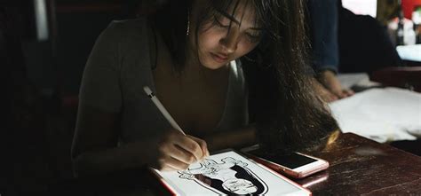 Digital drawing tools: How to use a drawing tablet & pen | Adobe