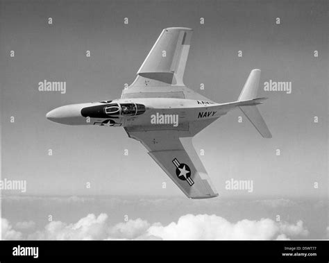Grumman f9f cougar hi-res stock photography and images - Alamy